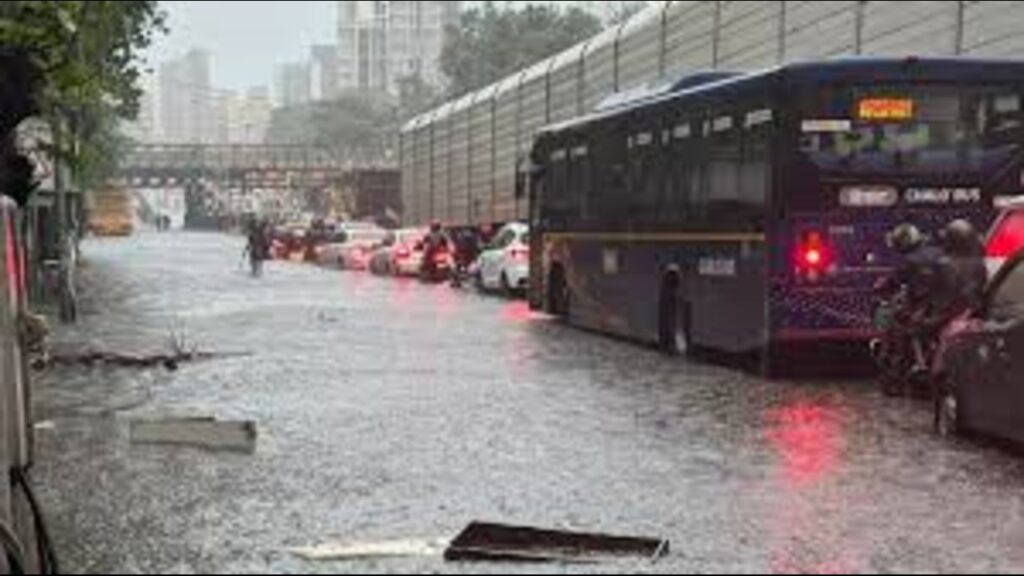 Mumbai rain red alert